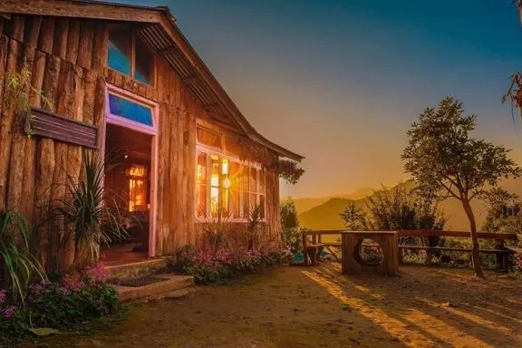 The Wild Flower Retreat - Image 1