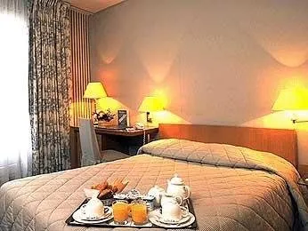 Le Richemont Montparnasse - Image 1