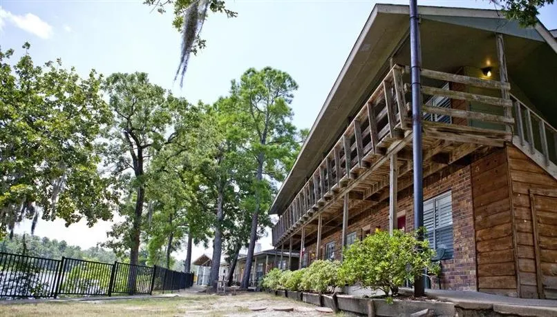 Bethy Creek Resort - Image 1