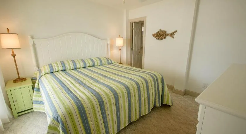 The Country Club - Image 1