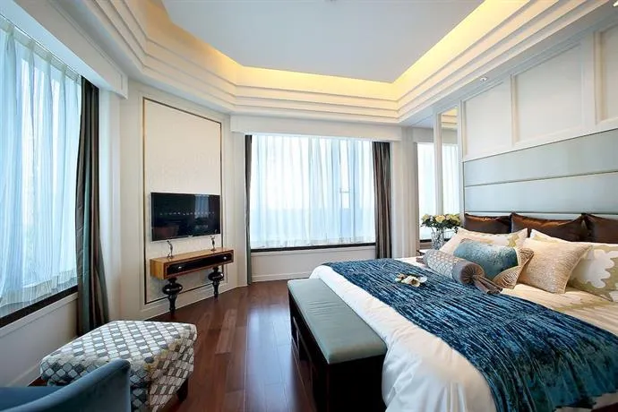 The Oriental Grand Service Apartment - Image 1