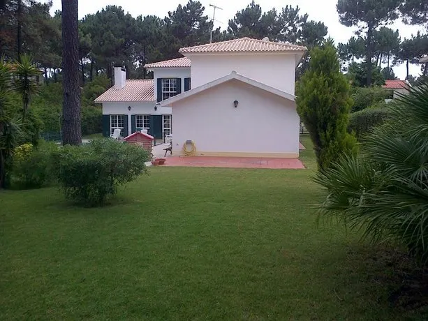 Casa Margarida Almada - Image 1