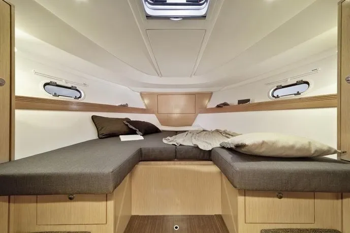 Bavaria 34 Sport - Image 1