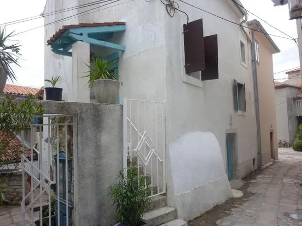 Holiday Home Sos - Image 1