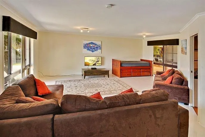 The Jellyfish Beach House - Image 1
