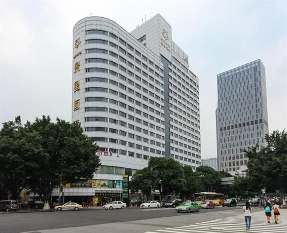 Star Hotel - Image 1