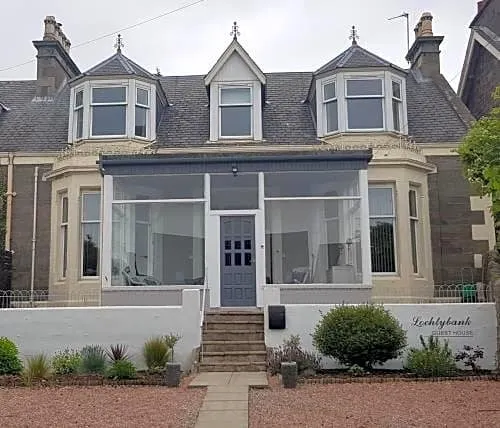 Lochtybank Guest House - Image 1