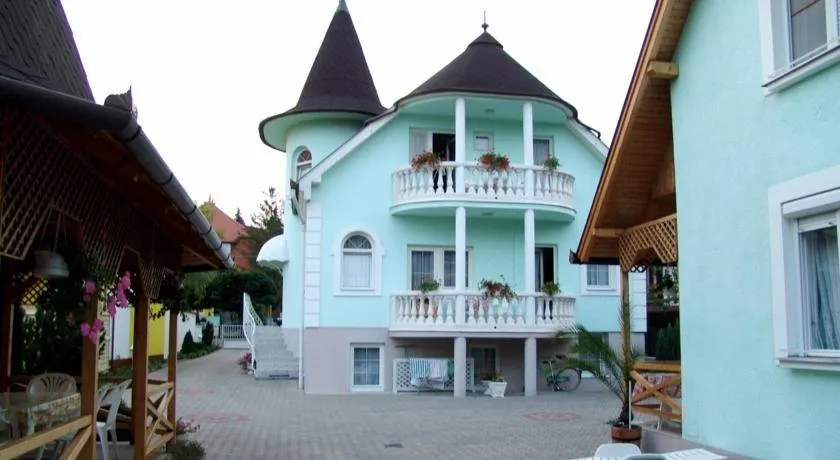Villa Valeria Heviz - Image 1