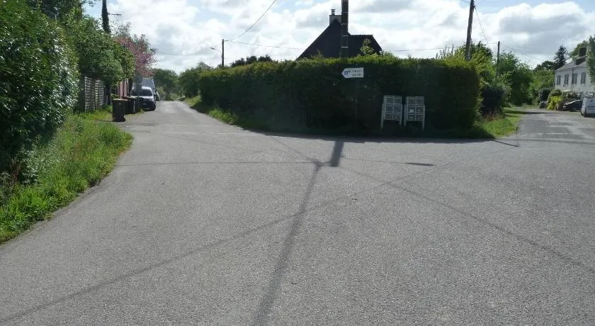 Studio au calme, dans village tranquille - Image 1