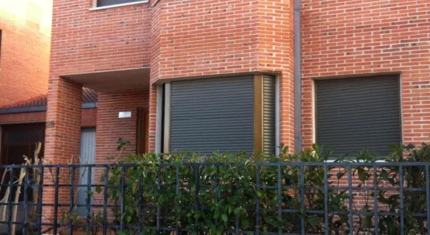 Chalet Cantalejo - Image 1