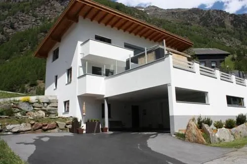 Haus Praxmarer - Image 1