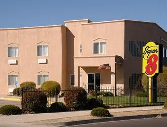 Super 8 Motel - Rio Rancho - Image 1