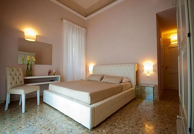 Suite Barocca Bed And Breakfast - Image 1