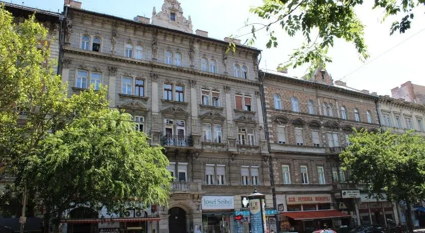 Kiona Apartment - Image 1