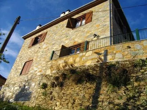 Kirmilis Mansion - Image 1