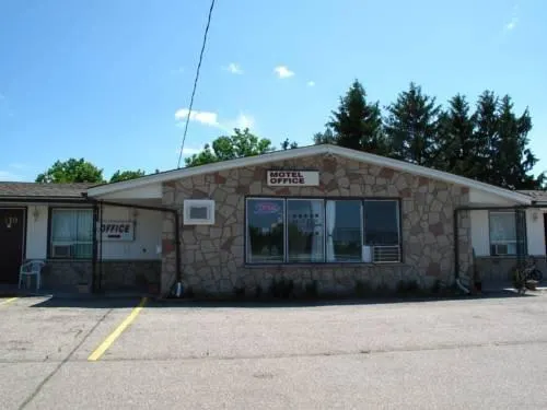 Country Side Motel - Image 1