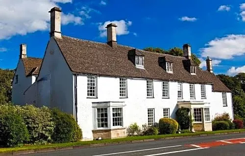 Bodkin House Hotel - Image 1