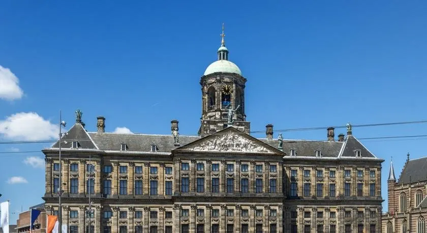 Rio's Bed and Breakfast Amsterdam - Image 1