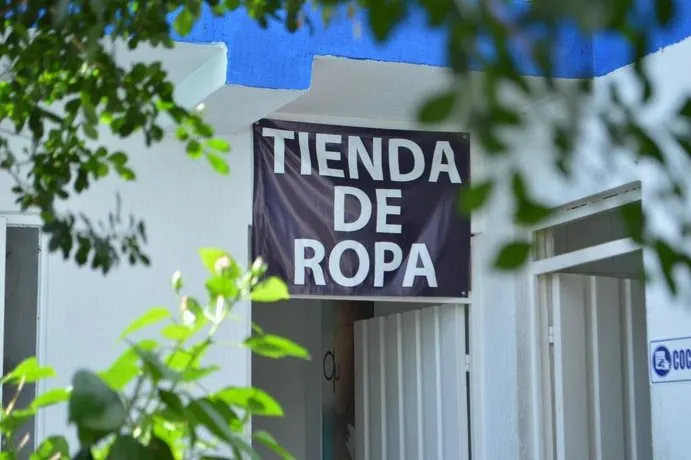 Hotel Joohn Los Almendros - Image 1