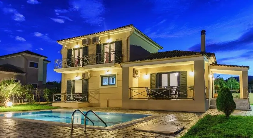 Bozikis Villa - Image 1