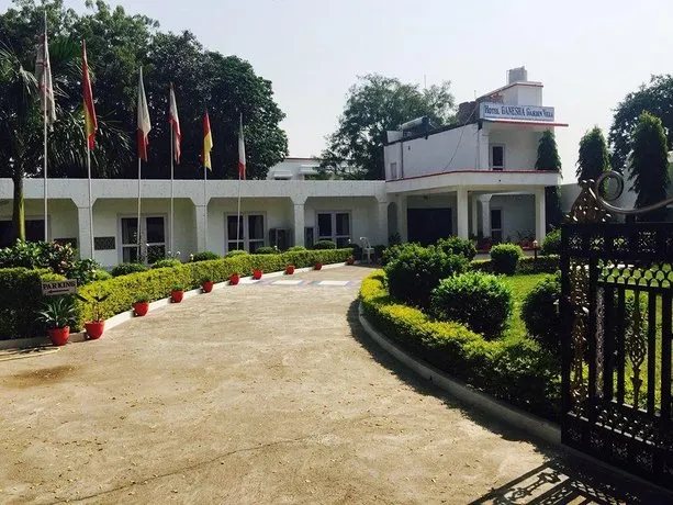 Hotel Ganesha Garden Villa - Image 1