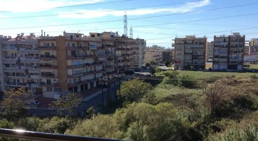 Third floor apartment with nice view - Image 1