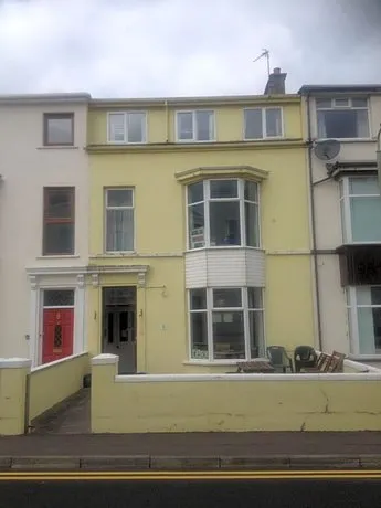 Causeway Coast Independent Hostel - Image 1