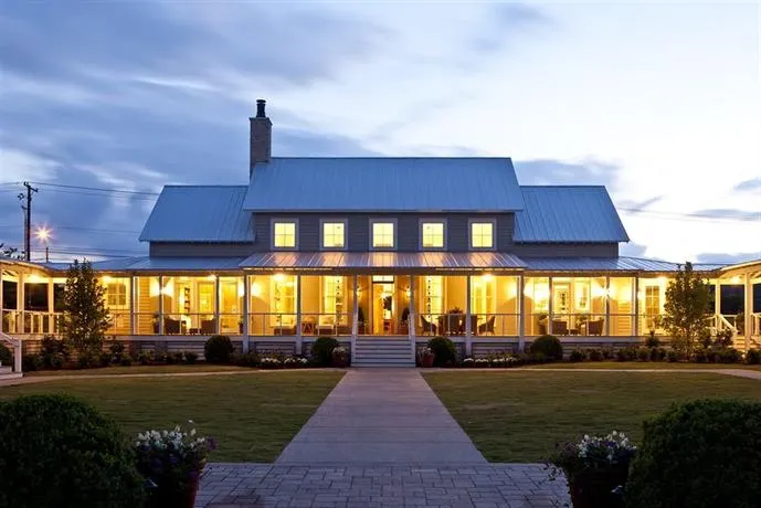 The Inn At Fontanel - Image 1