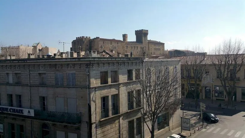 Hotel du Theatre - Image 1
