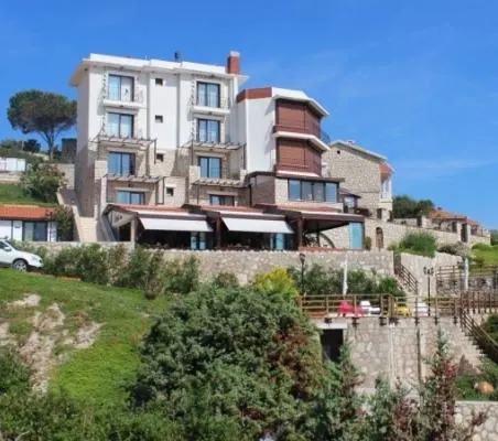 Nergis Hotel - Image 1