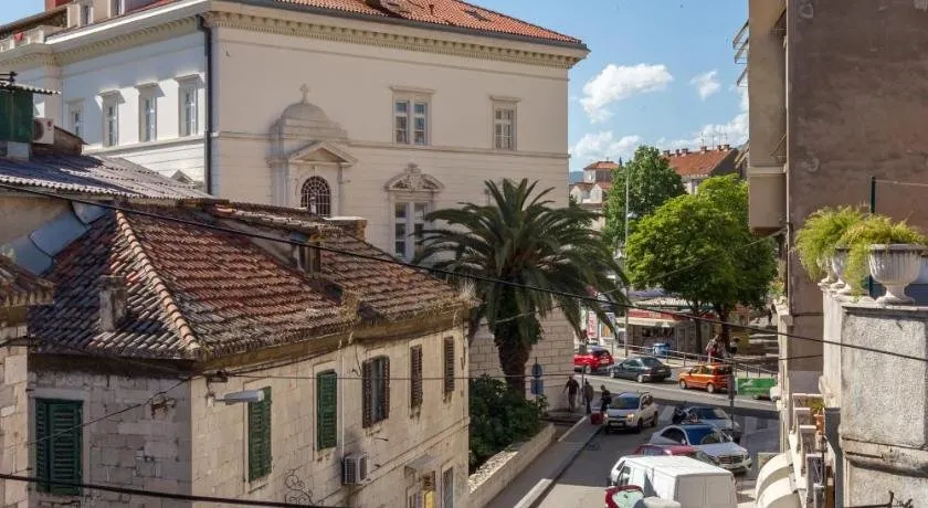 Apartment Sv. Petar Stari - Image 1