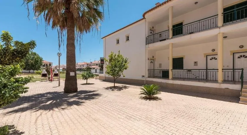 COTOVIA HOME vacations steps from the beach - Image 1