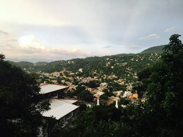 Sesatha Kandy - Image 1