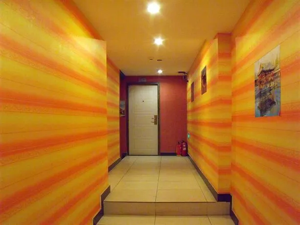 Beijing Dreams Travel Hostel - Image 1