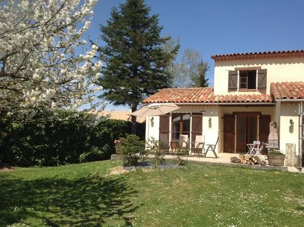 Chez Irene - Image 1