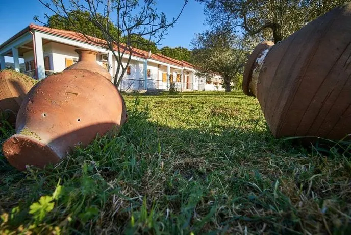 House Rena - Image 1