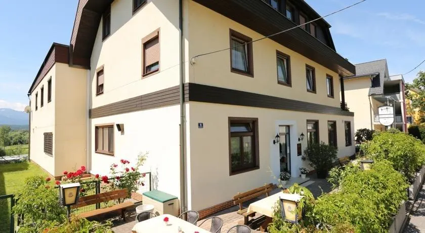 Gasthof-Seepension Hofer - Loee - Image 1