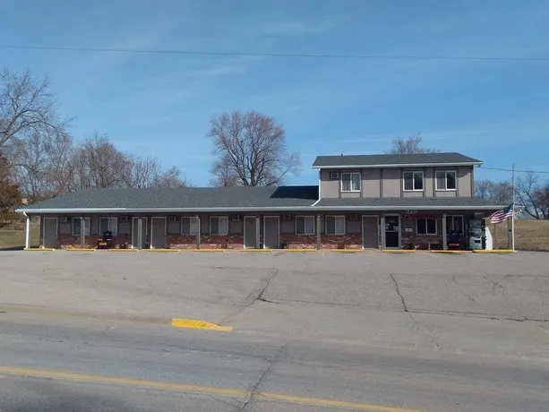 Junction Inn - Image 1