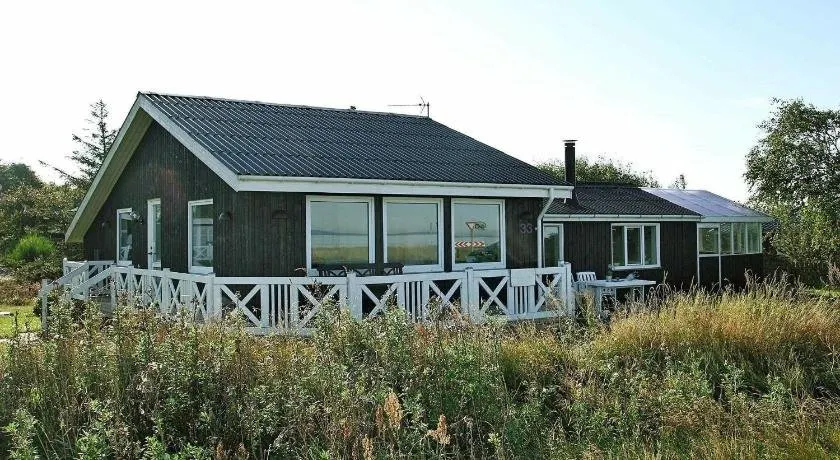8 person holiday home in Løgstør-By Traum - Image 1