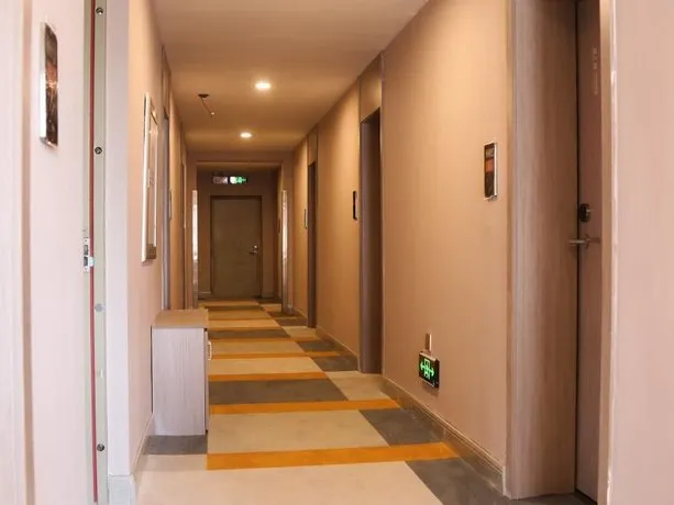 Baihe Express Hotel Shenyang Middle Street Palace - Image 1