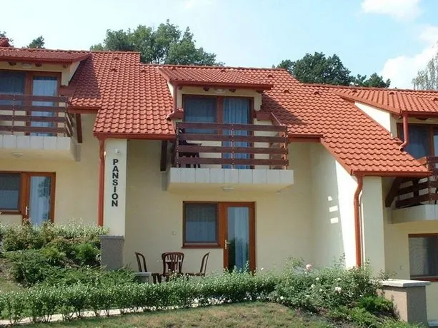 Vörösko Restaurant & Pansion - Image 1