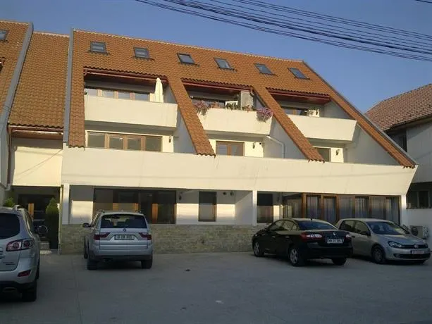 Garsoniera Catalina - Image 1
