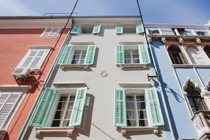 Apartments Artemus Music - Image 1