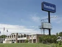 Travelodge Hotel - Image 1
