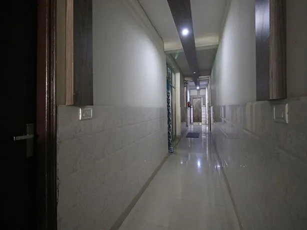 OYO Rooms Hero Honda Chowk - Image 1