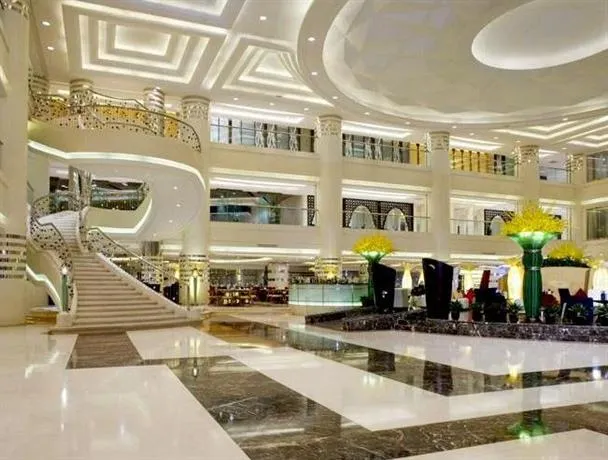 Sheraton Urumqi Hotel - Image 1