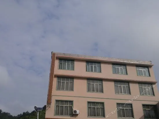 Yishan Bangshui Farmhouse - Image 1