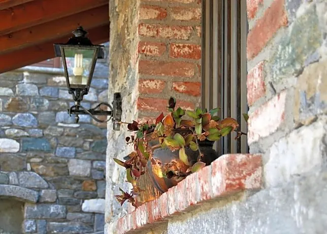 Casa Val Bed and Breakfast - Image 1