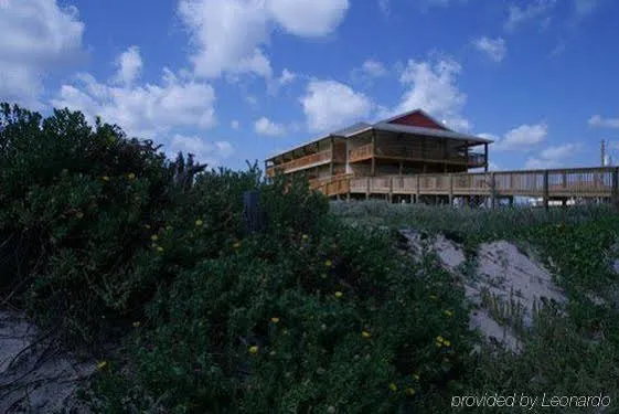 Ocean Village Hotel - Image 1