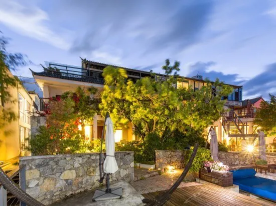 Dali Windoo  Resort - Image 1